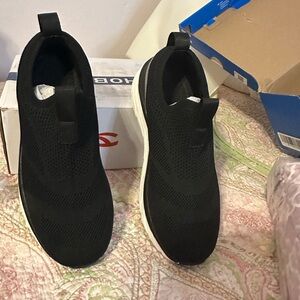 Black Slip-On Women's Sneakers